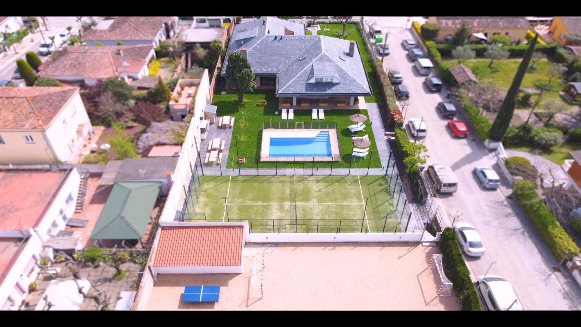 Casa De Vacaciones Con Padel En Montseny By Can Forcadell ジローナ エクステリア 写真